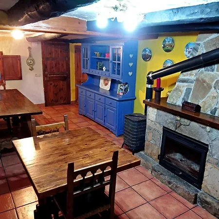 Rural Salut - Cal Peguera, Casa De Cuento En Medio Del Bosque Castell de l'Areny
