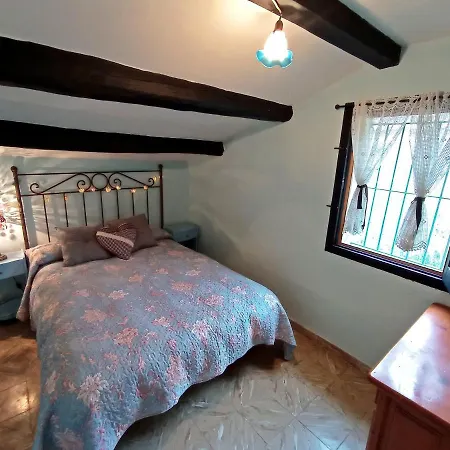 Rural Salut - Cal Peguera, Casa De Cuento En Medio Del Bosque Holiday home *